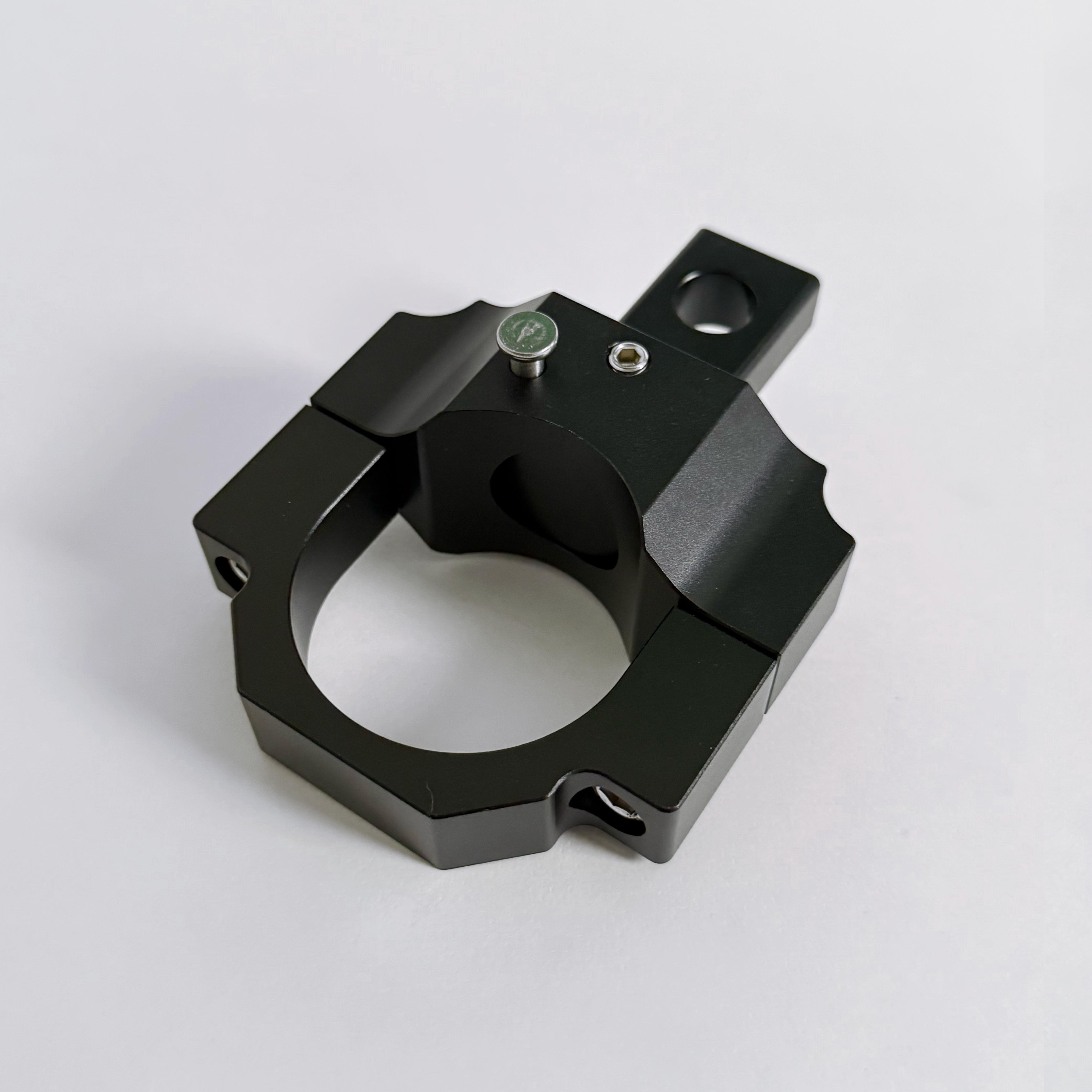 hardware-matrix-mount-2.png